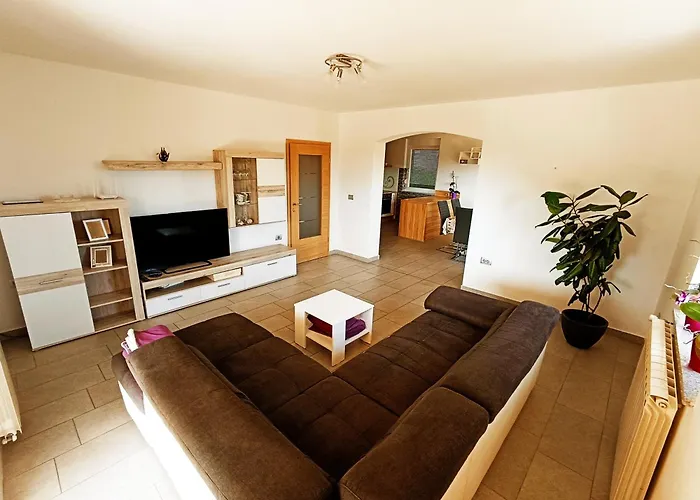 度假居 Pocitniska Hisa Kapitanovse *